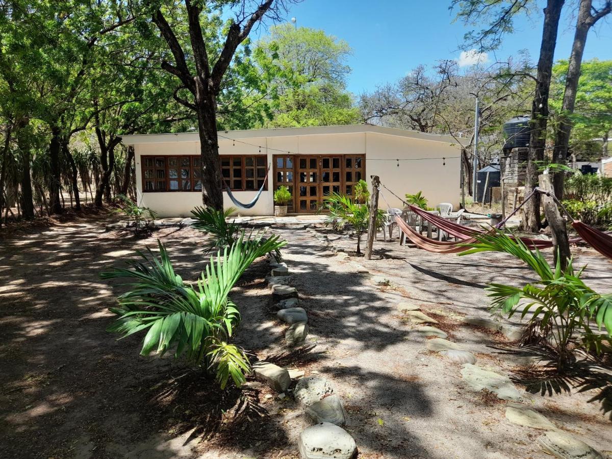 Popoyo Surfcamp Hotel Exterior photo